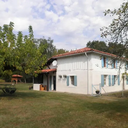 Les Tuileries Holiday home *